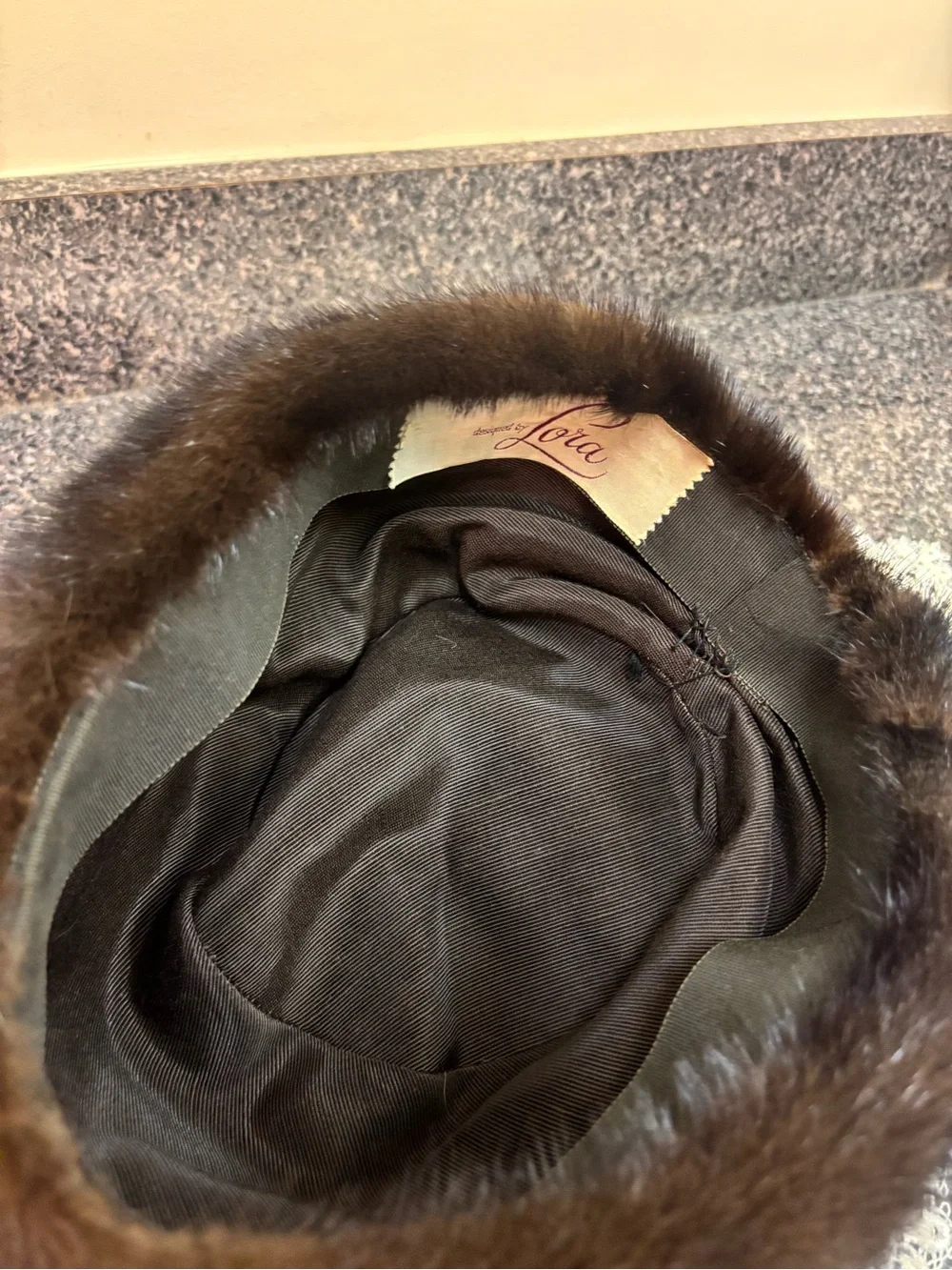 Lora Vintage Mink Hat - Picture 3 of 3